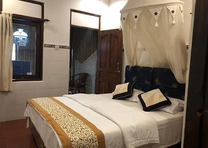ホームステイ 1bd In Family Compound Ubud3, 15 Minute Walk To Yoga Barn ウブド